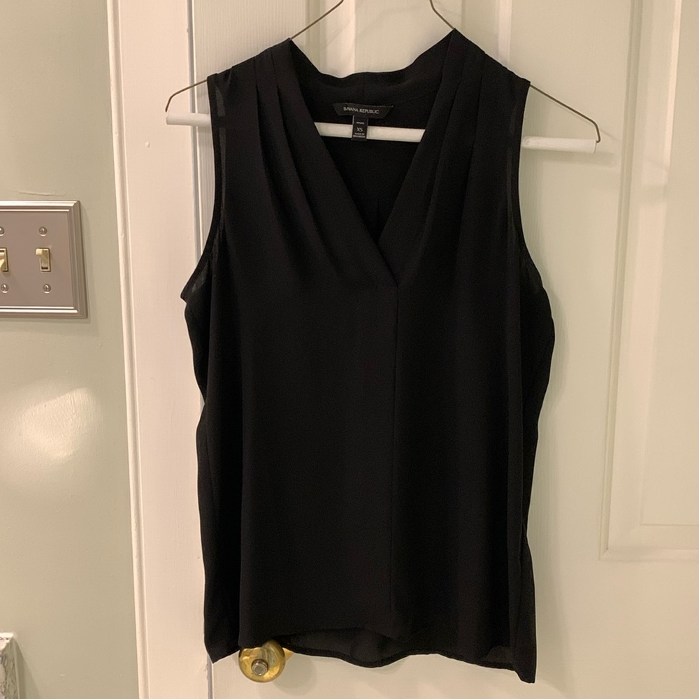 Banana Republic XS V-Neck Top